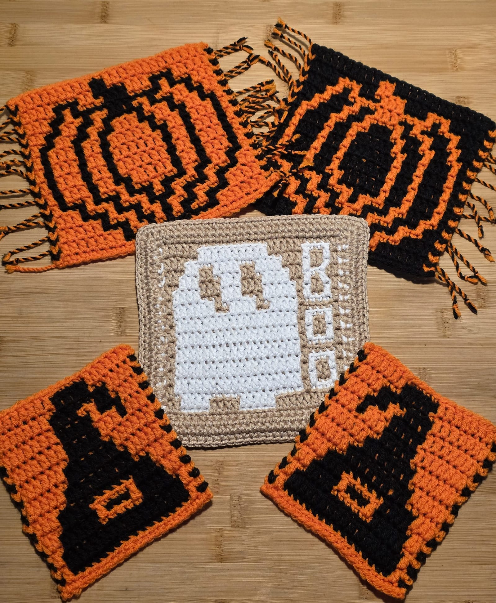 Halloween Mug Rugs and Coaster Set
